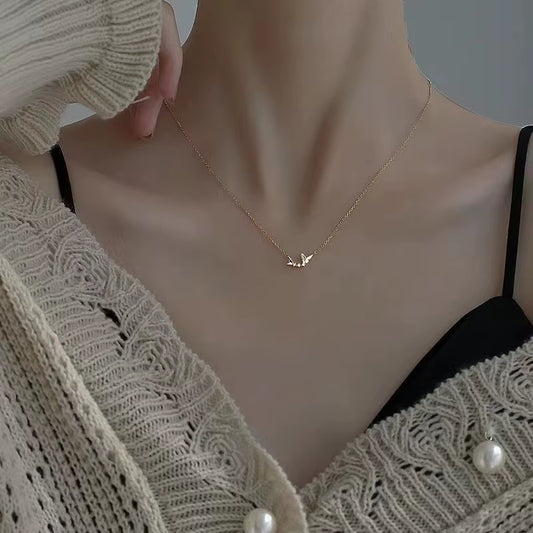Korean Silver Color Cute White Dove Necklace for Women Fashion Simple Temperament Zircon Clavicle Chain Necklace Jewlery